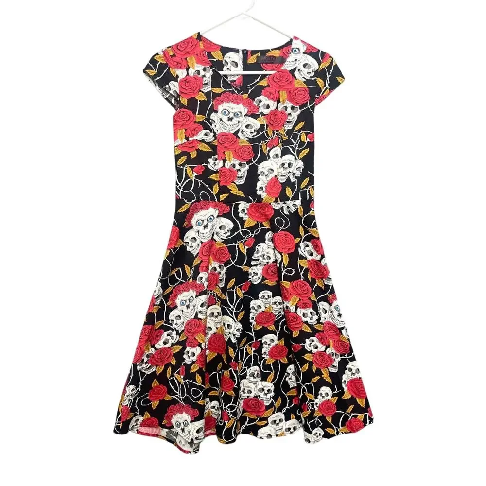 Skulls and Roses Dress Gothic Halloween Punk Sz XS Day of‎ the Dead Rockabilly